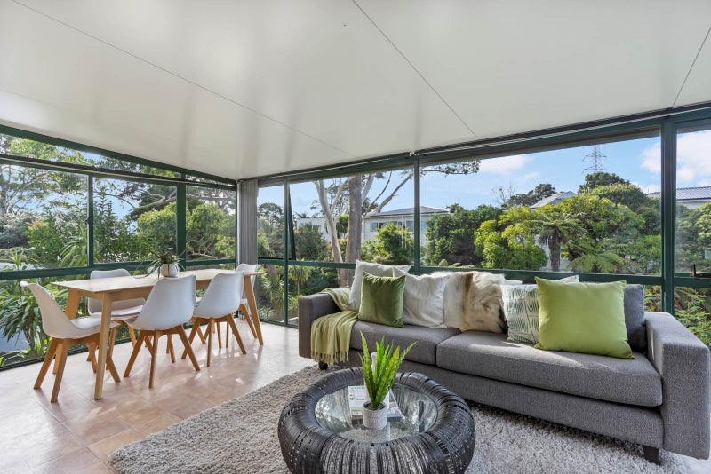21 Te Wiata Place, Avondale, Auckland - Carousel 1
