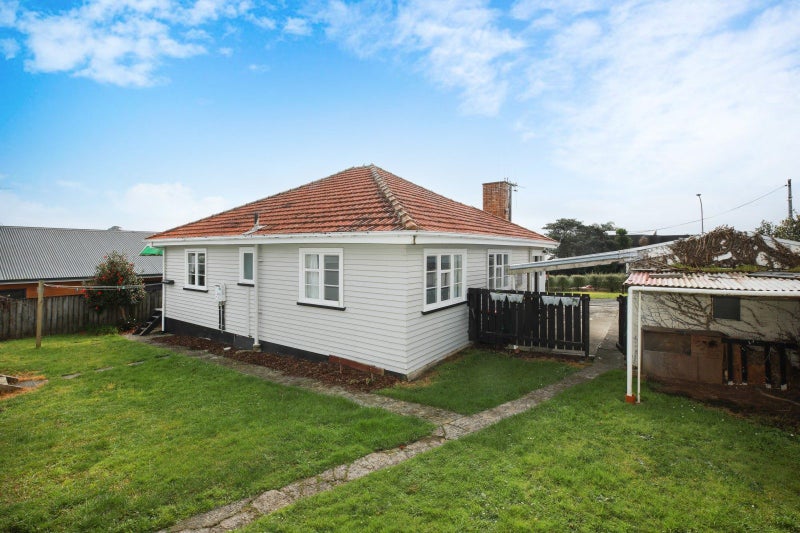 17 Mitcham Avenue, Forest Lake, Hamilton - Carousel 23