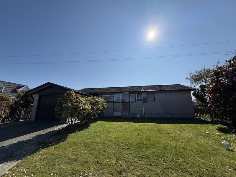 16 Sawdon Place, Gleniti, Timaru - Carousel 1