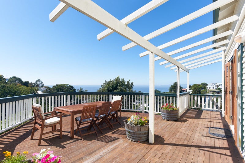 7 Lucy Road, Bluff Hill, Napier - Carousel 2
