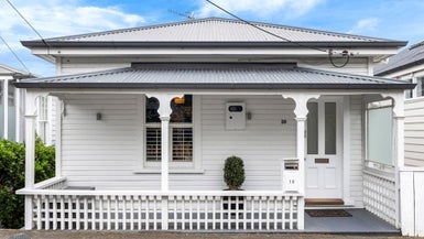 10 Scarborough Terrace, Parnell, Auckland - Carousel 1