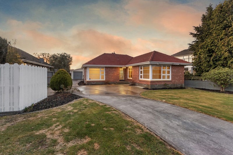 10 Mappleton Avenue, Burnside, Christchurch - Carousel 1
