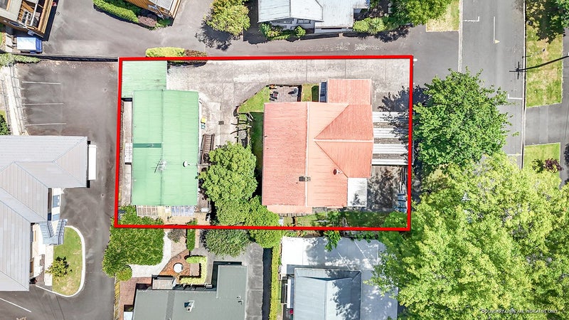 1 Hunter Street, Hamilton Lake, Hamilton - Carousel 1