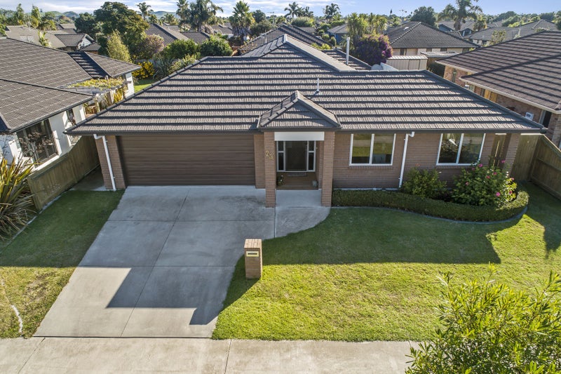 23 Lewknor Drive, Papamoa Beach, Papamoa - Carousel 1