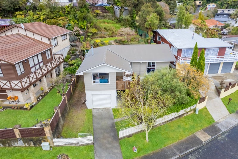 6 Northcote Street, Wainuiomata, Lower Hutt - Carousel 2