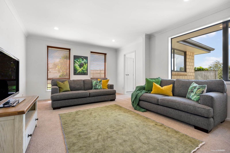 23 Constellation Avenue, Beachlands, Auckland - Carousel 2