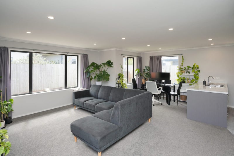 37 Katrine Drive, Marshland, Christchurch - Carousel 2