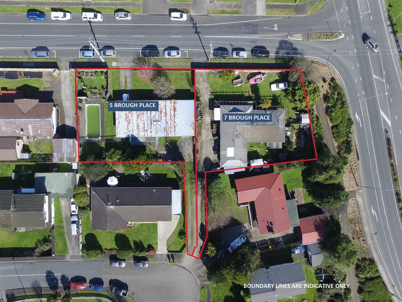 5 Brough Place, Saint Andrews, Hamilton - Carousel 1