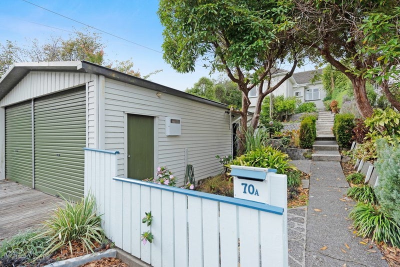 70A Standen Street, Karori, Wellington - Carousel 1