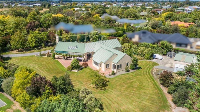 8 Cedar Place, Amberley, Amberley - Carousel 25