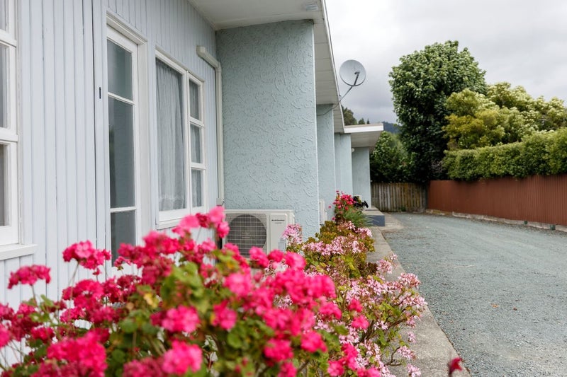 1/18 Atawhai Drive, The Wood, Nelson - Carousel 1