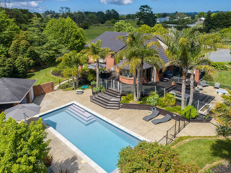 155 Taupaki Road, Henderson - Carousel 1