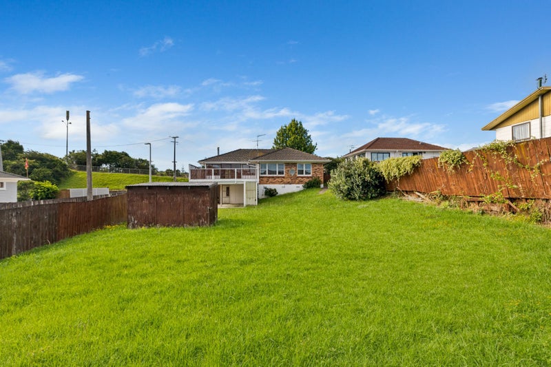 60 Orams Road, Hillpark, Auckland - Carousel 13