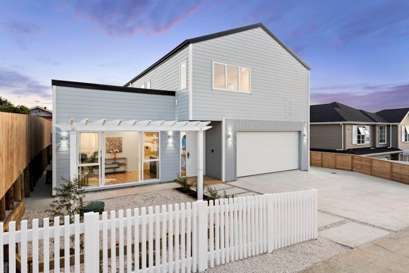 3B Wallace Road, Swanson, Auckland - Carousel 1
