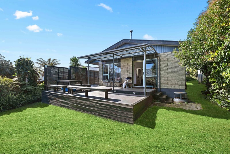 5 Thomson Avenue, Dinsdale, Hamilton - Carousel 2