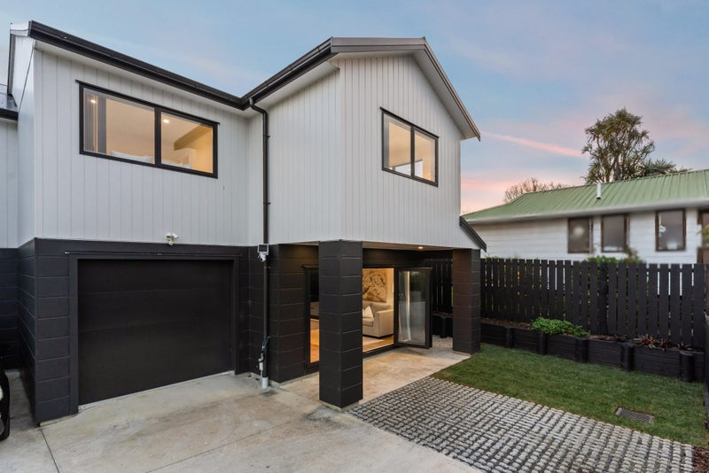 4B Yee Place, Mount Wellington, Auckland - Carousel 1