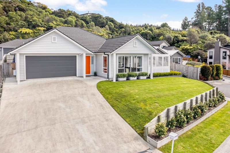 35 Kurth Crescent, Silverstream, Upper Hutt - Carousel 23