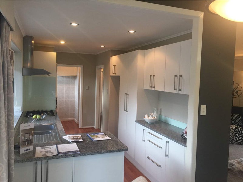 37 Mountbatten Avenue, Hillcrest, Auckland - Carousel 2