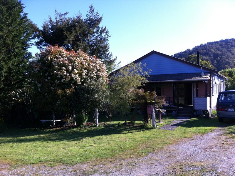 7 Edwyn Street, Blackball, Greymouth - Carousel 6