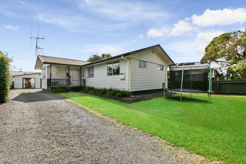 16 Enfield Street, Nawton, Hamilton - Carousel 1