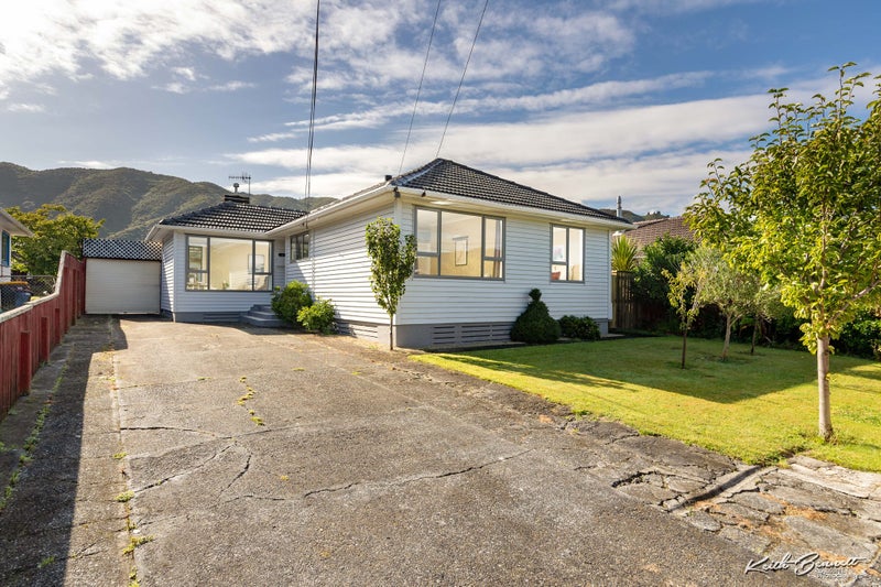 104 Wise Street, Wainuiomata, Lower Hutt - Carousel 1