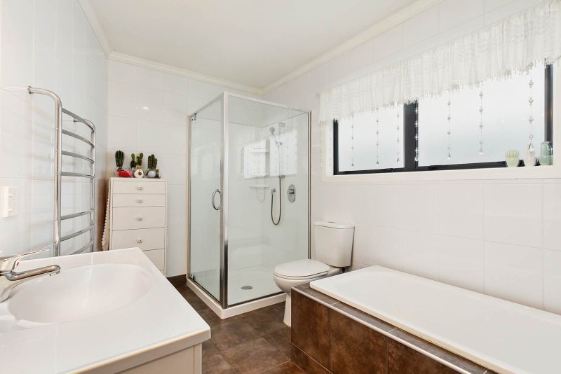 382 Main Road, Huapai, Kumeu - Carousel 17