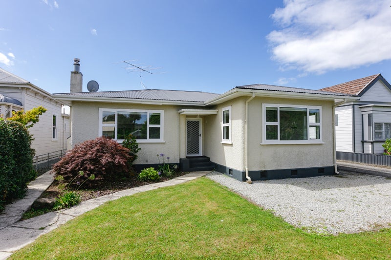 10 Domett Street, Whataupoko, Gisborne - Carousel 1