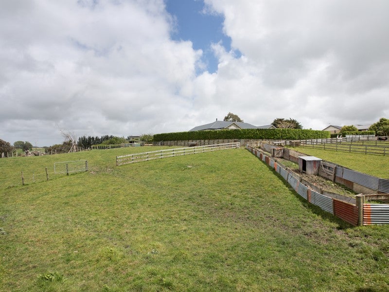 43 Kimber Street, Halcombe, Feilding - Carousel 26