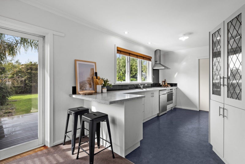 17 Veronica Avenue, Marewa, Napier - Carousel 2