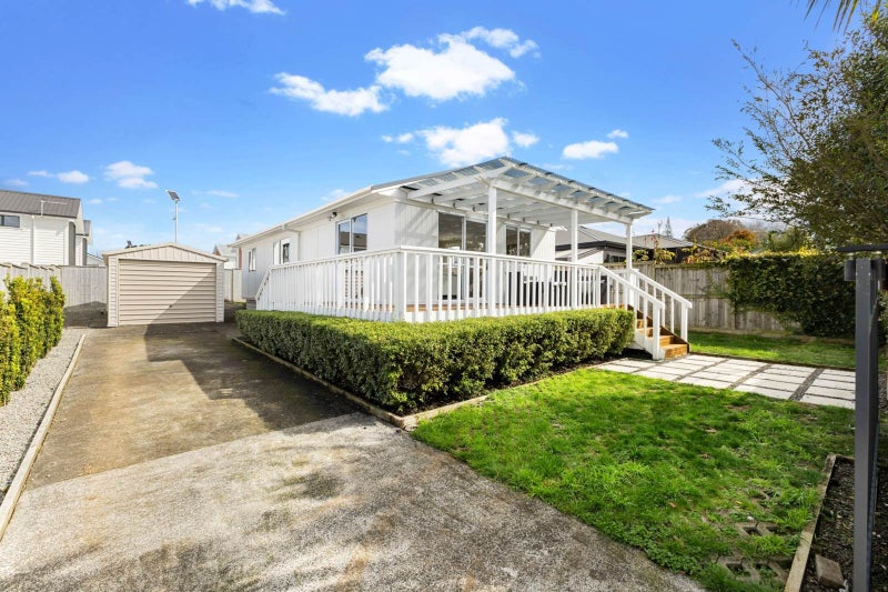 14A Houpara Street, One Tree Hill, Auckland - Carousel 1