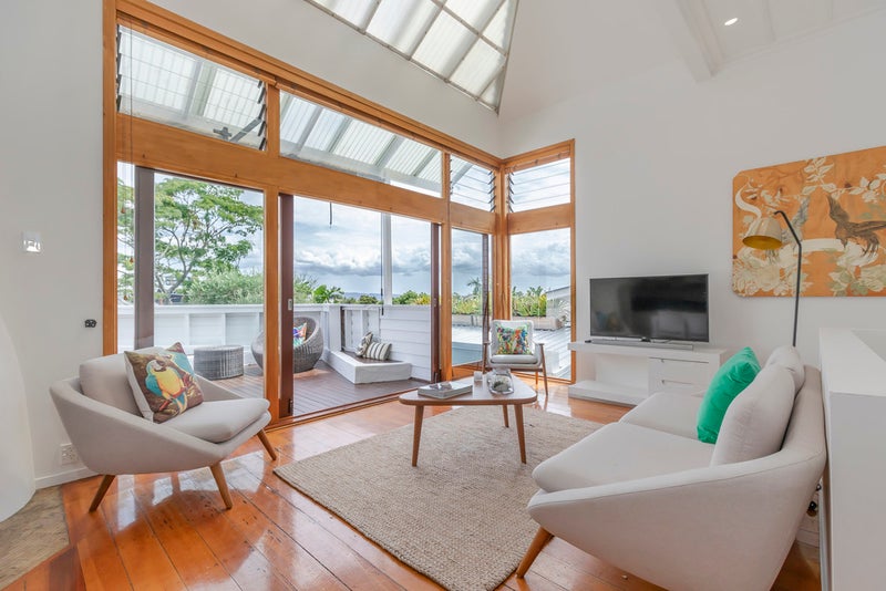2/10 Ariki Street, Grey Lynn, Auckland - Carousel 2