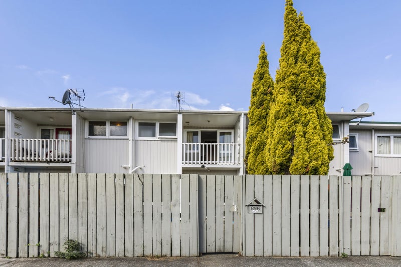 8/6 Keys Street, Elderslea, Upper Hutt - Carousel 1