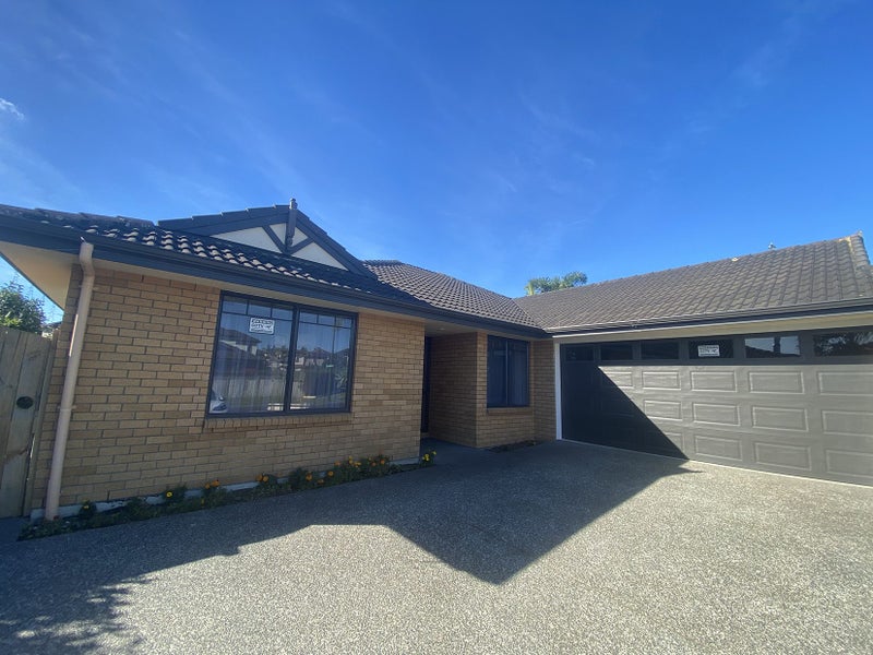 137 Cyril French Drive, Flat Bush, Auckland - Carousel 2