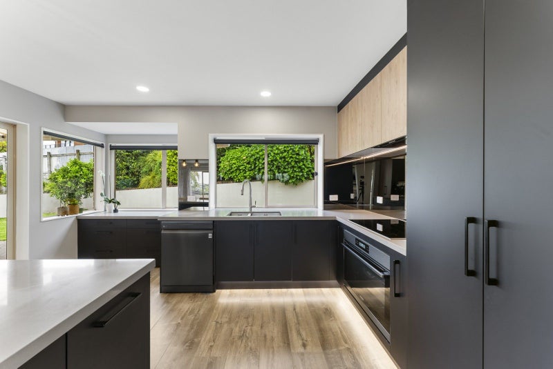 12 Chestnut Way, Bellevue, Tauranga - Carousel 2