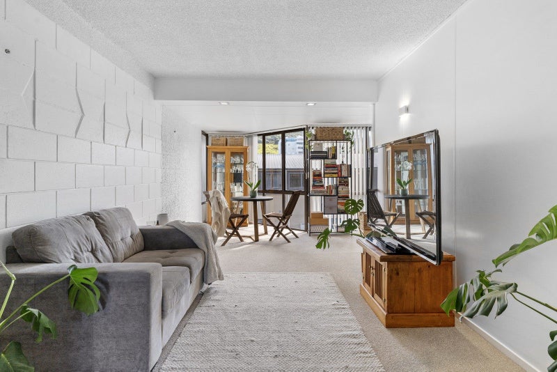 40G MAUNGANUI ROAD, MT Maunganui, Tauranga - Carousel 2