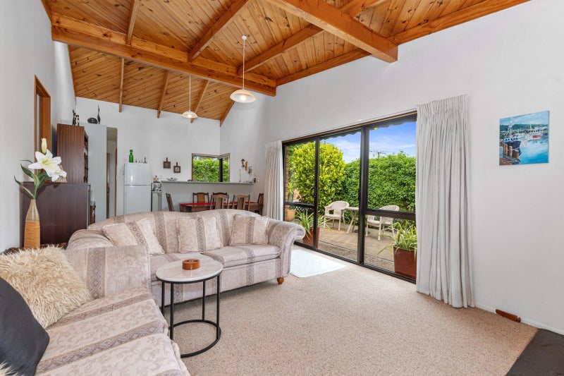 7 Kent Road, Regent, Whangarei - Carousel 2