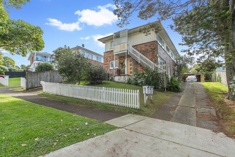 1/14 Strong Street, St Johns, Auckland - Carousel 2