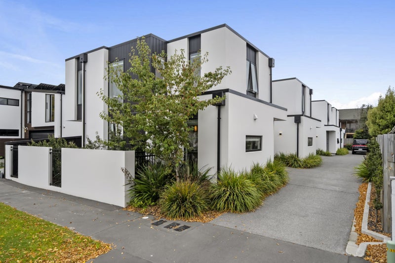 1/10 Bishop Street, St Albans, Christchurch - Carousel 2