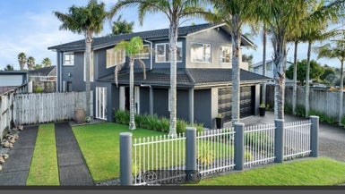 12 Galsworthy Place, Bucklands Beach, Auckland - Carousel 1