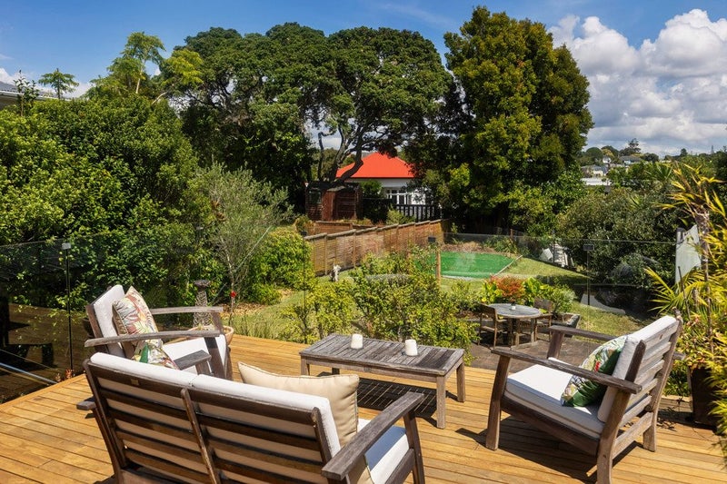 191 Methuen Road, New Windsor, Auckland - Carousel 2