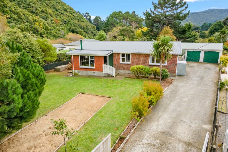 70 Maymorn Road, Te Marua, Upper Hutt - Carousel 1