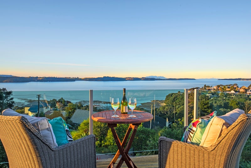 10A Rangimaarie Crescent, Snells Beach, Snells Beach - Carousel 2