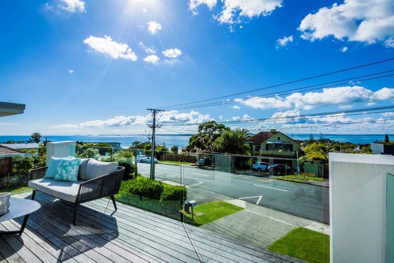 148 Aberdeen Road, Campbells Bay, Auckland - Carousel 2
