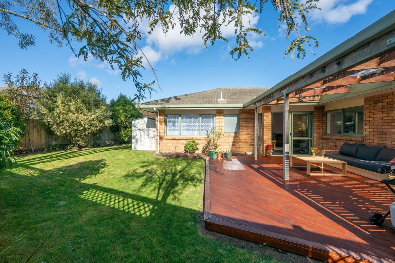 35 Warwick Drive, Lynmore, Rotorua - Carousel 1