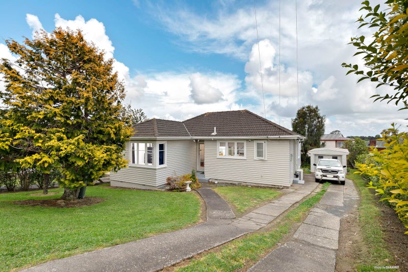 9 Netherton Street, New Windsor, Auckland - Carousel 1