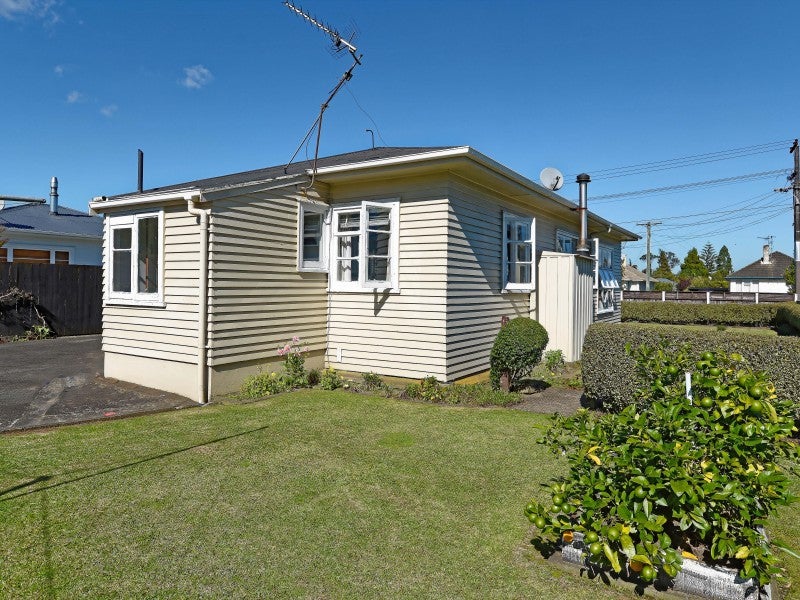 57 Bader Street, Bader, Hamilton - Carousel 18