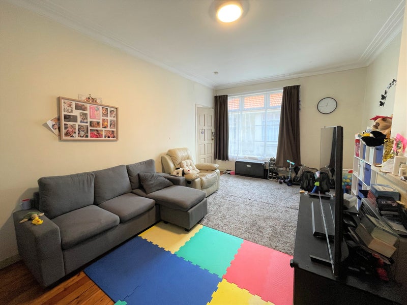 1/1 Hazel Avenue, Three Kings, Auckland - Carousel 2