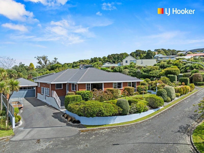 6 Leithton Close, Glenleith, Dunedin - Carousel 1