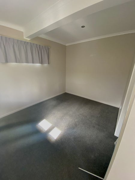 13a Bayview Road, Bayview, North Shore City, Auckland - Carousel 2