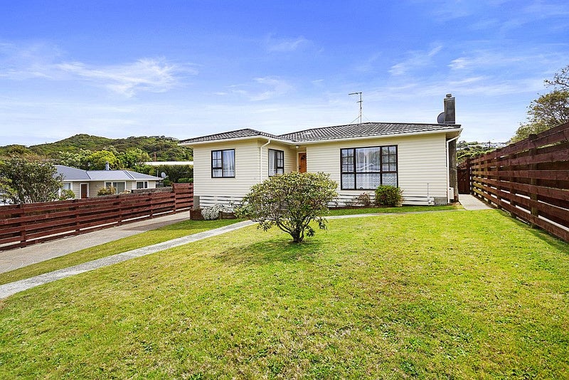 20 Barberry Grove, Maungaraki, Lower Hutt - Carousel 2